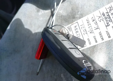 2021 Nissan Kicks Sv Xtronic Cvt from USA, damaged, VIN 3N1CP5CV9ML512834